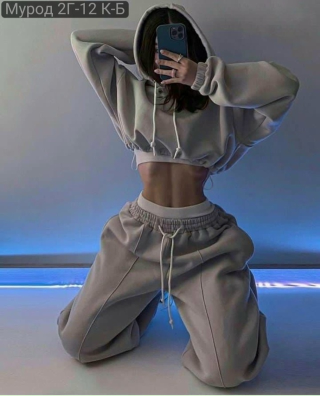 Спортивный костюм 23136368