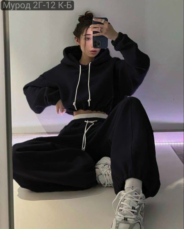 Спортивный костюм 23136368