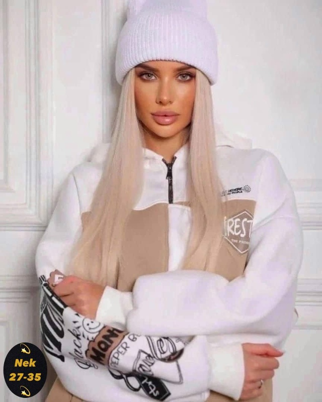 Спортивный костюм 23136293