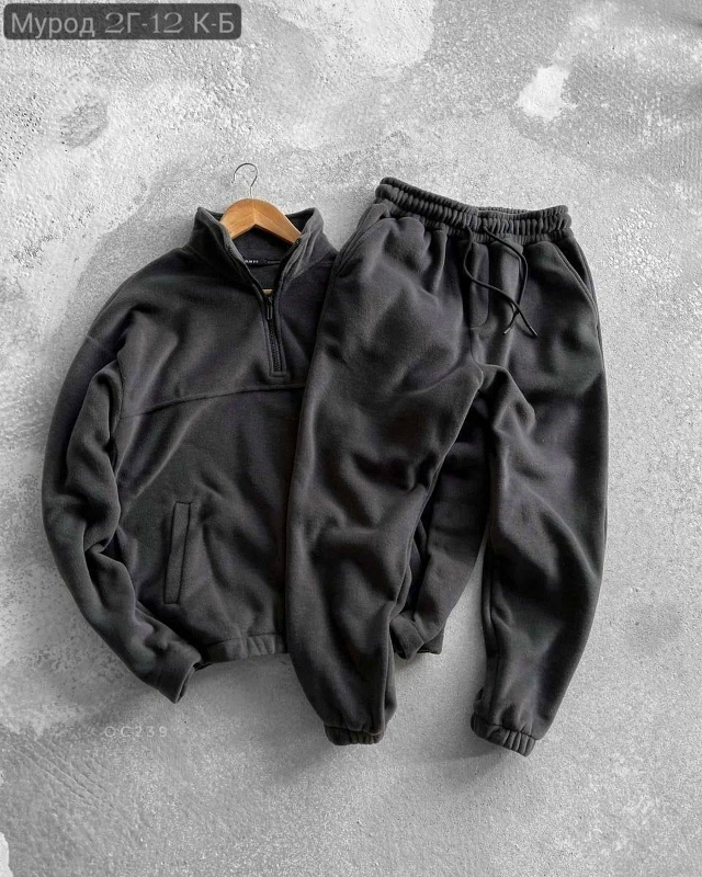 Спортивный костюм 23136655