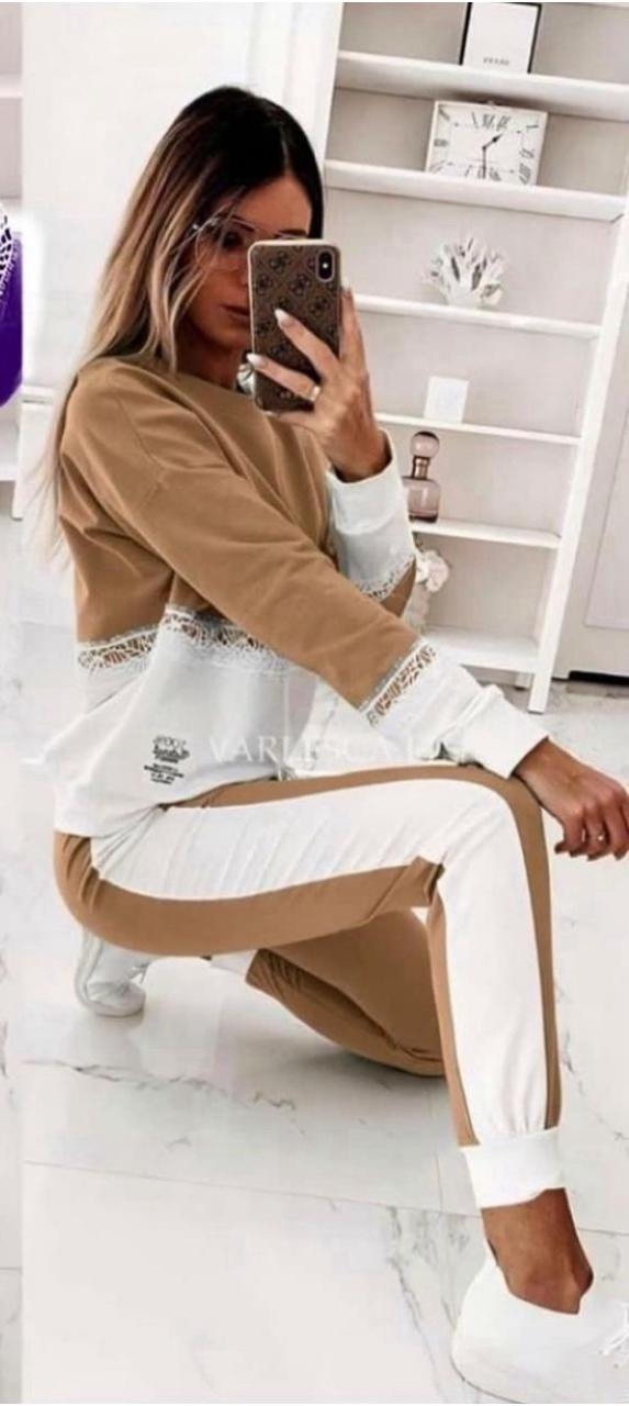 Спортивный костюм 23135924