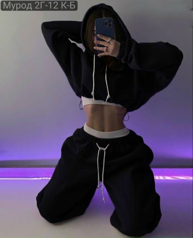 Спортивный костюм 23136368