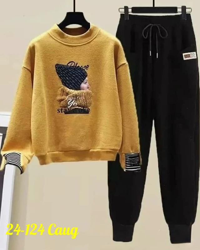 Спортивный костюм 23138732