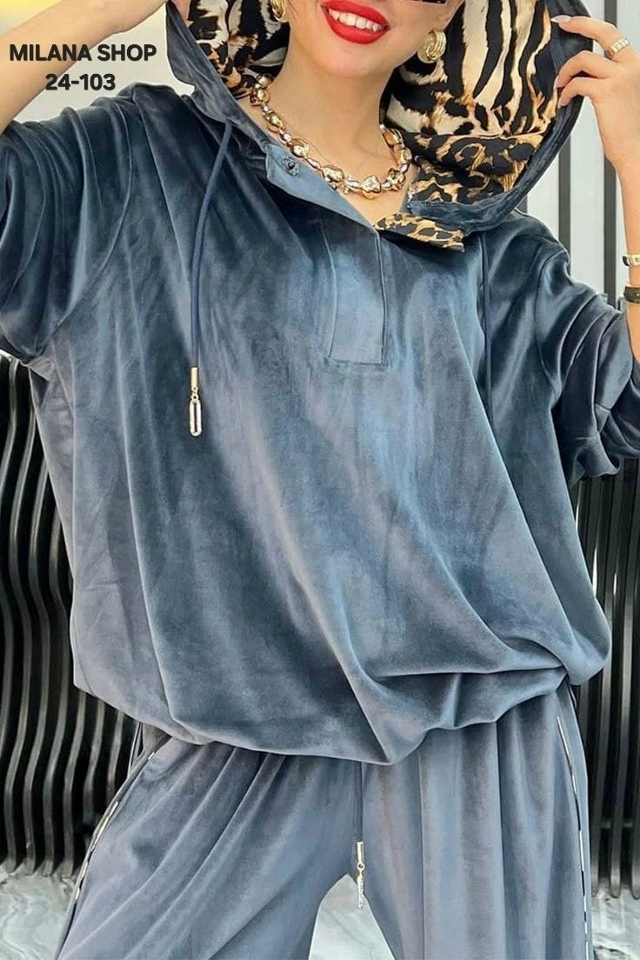 Спортивный костюм 23137979