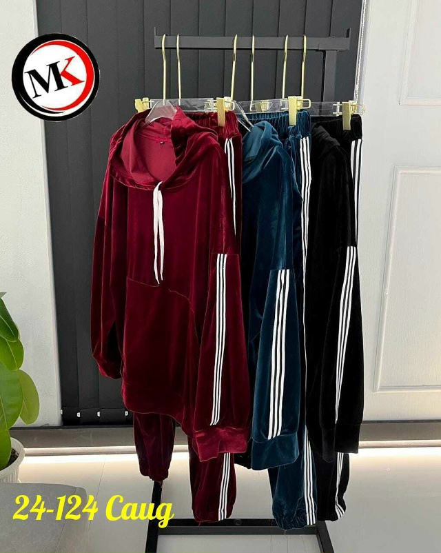 Спортивный костюм 23138727