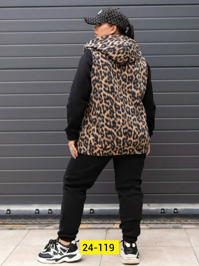 Спортивный костюм 23137939