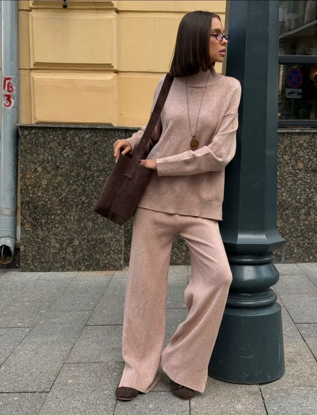 Костюм 23138097