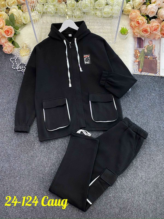 Спортивный костюм 23138724