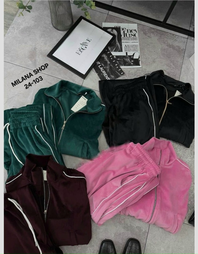 Спортивный костюм 23140102