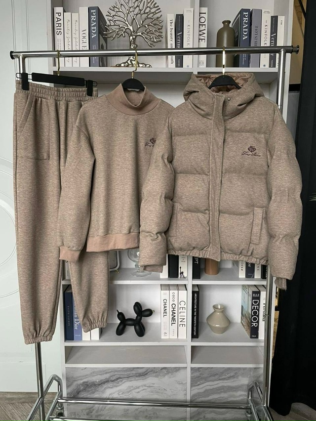 Спортивный костюм 23139420