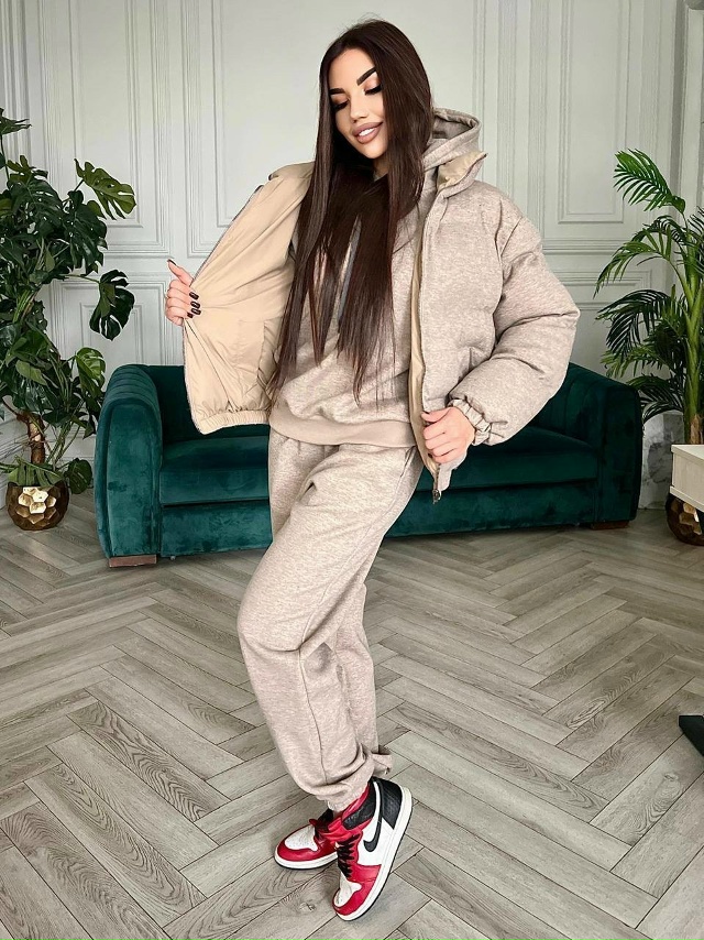 Спортивный костюм 23139422