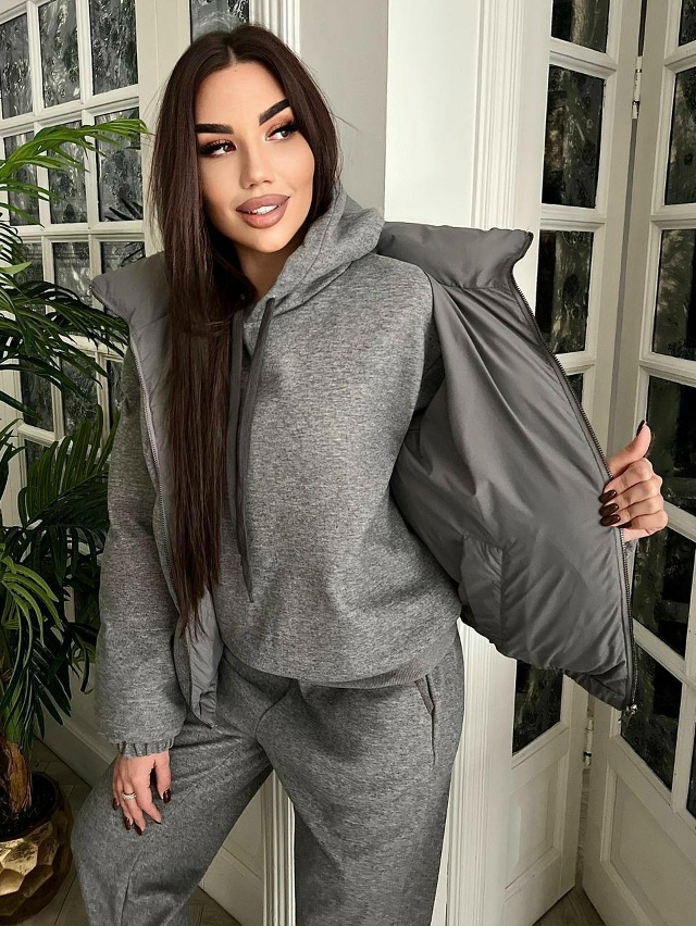 Спортивный костюм 23139426