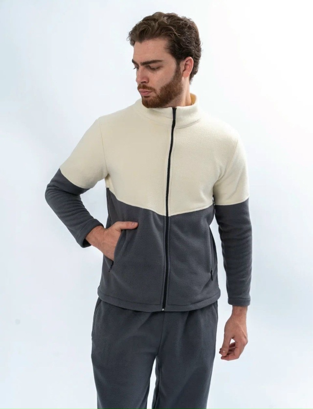 Спортивный костюм 23141317