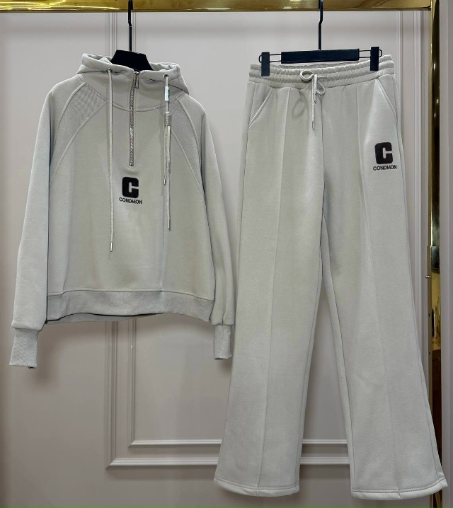 Спортивный костюм 23140509