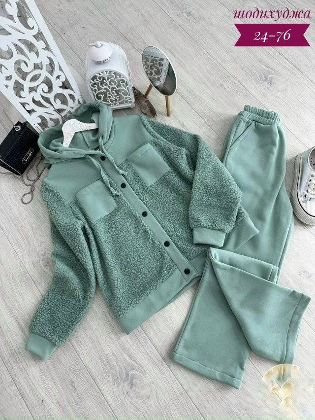 Спортивный костюм 23142181