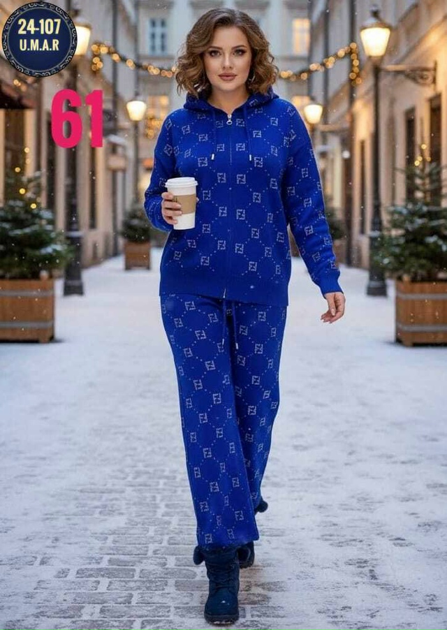 Спортивный костюм 23143514