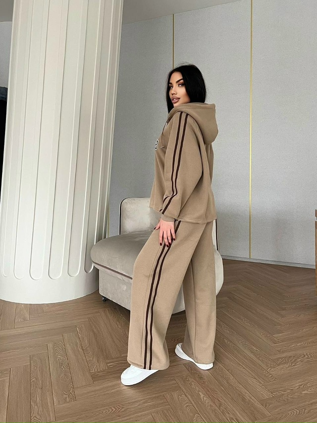 Спортивный костюм 23143014