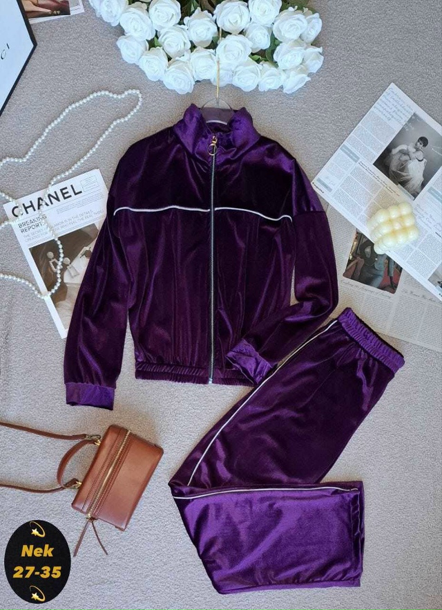 Спортивный костюм 23143729