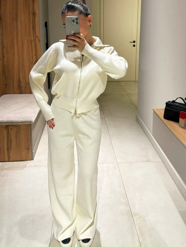 Спортивный костюм 23143160