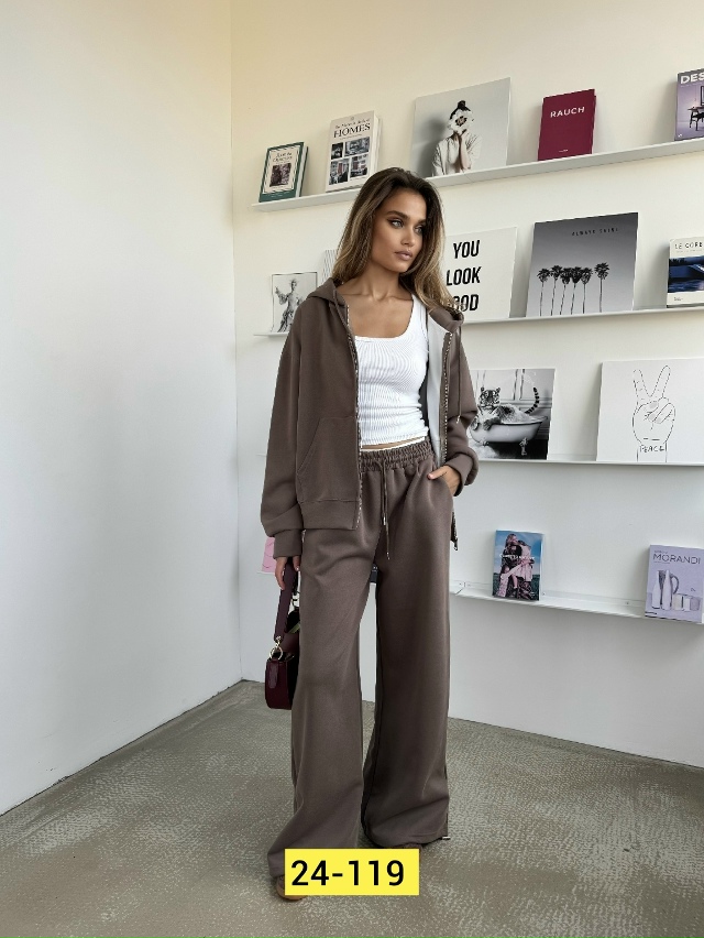 Спортивный костюм 23144121