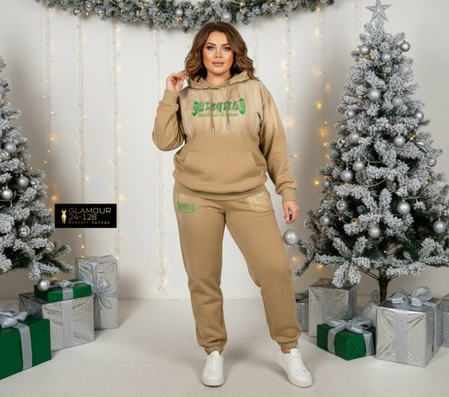 Спортивный костюм 23144192