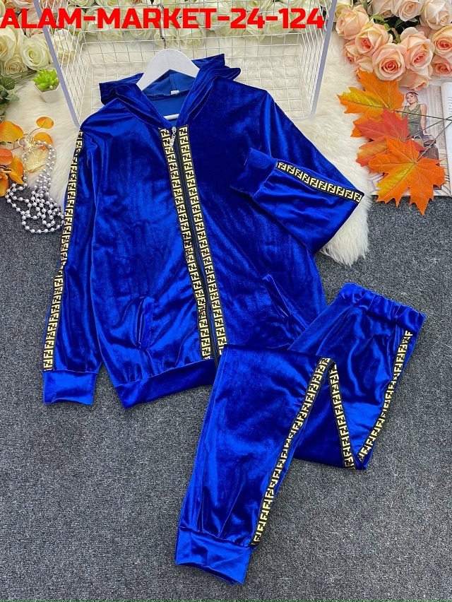 Спортивный костюм 23143952