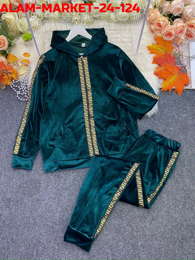 Спортивный костюм 23143952