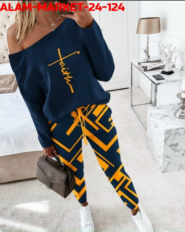 Спортивный костюм 23144885