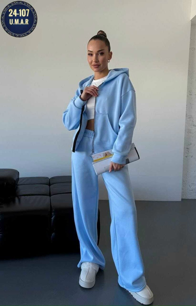 Спортивный костюм 23148722