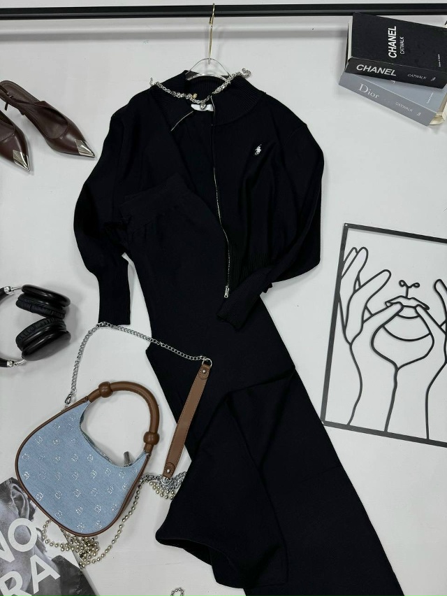 Костюм 23149008