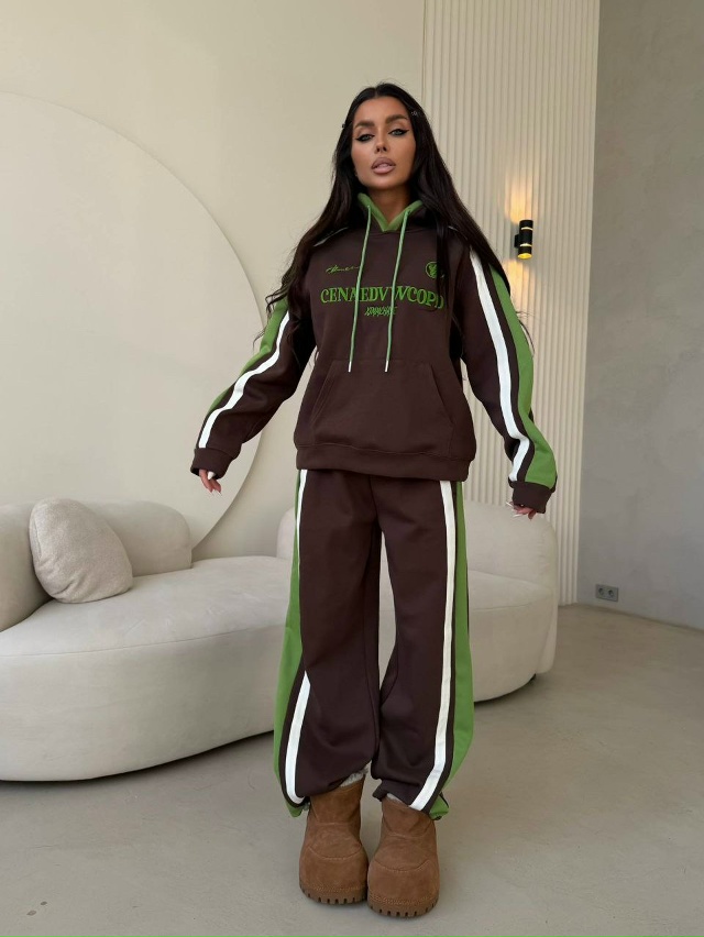 Спортивный костюм 23151613