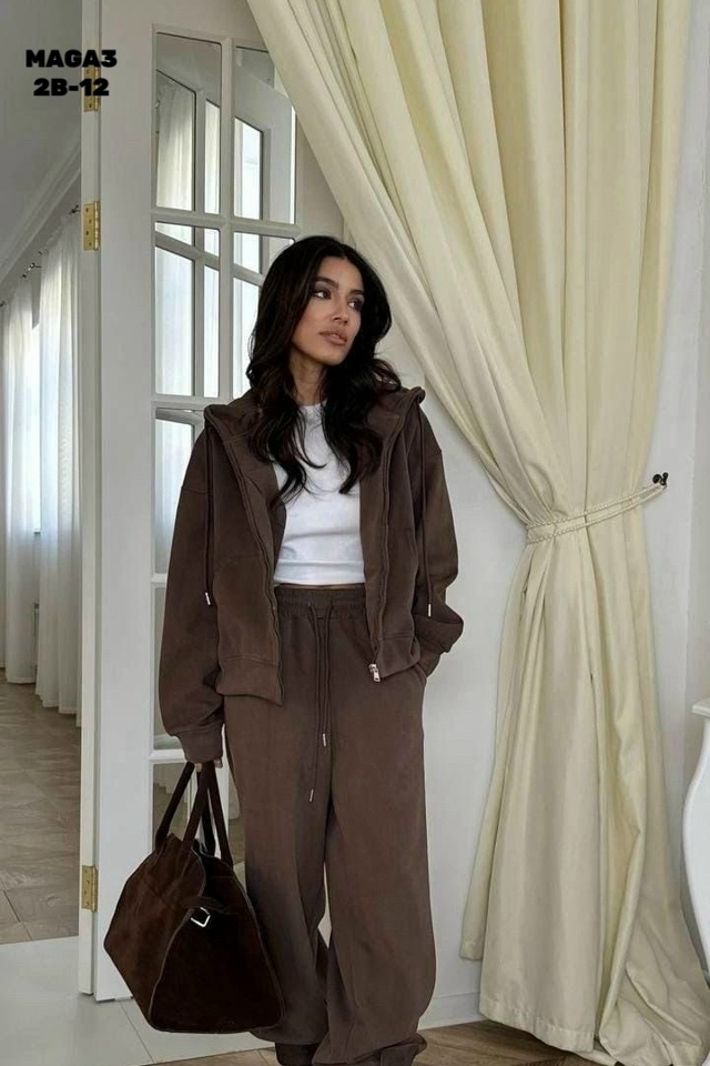 Спортивный костюм 23151704