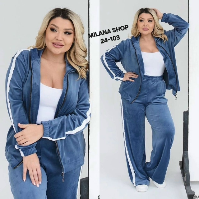 Спортивный костюм 23152607