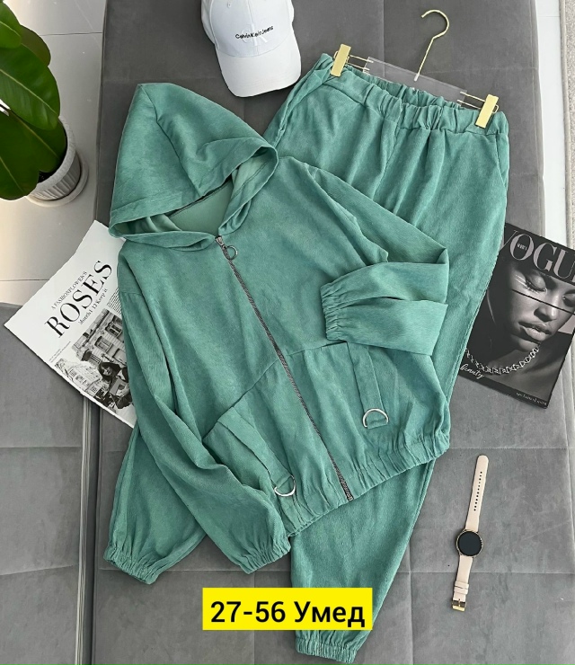 Спортивный костюм 23152267