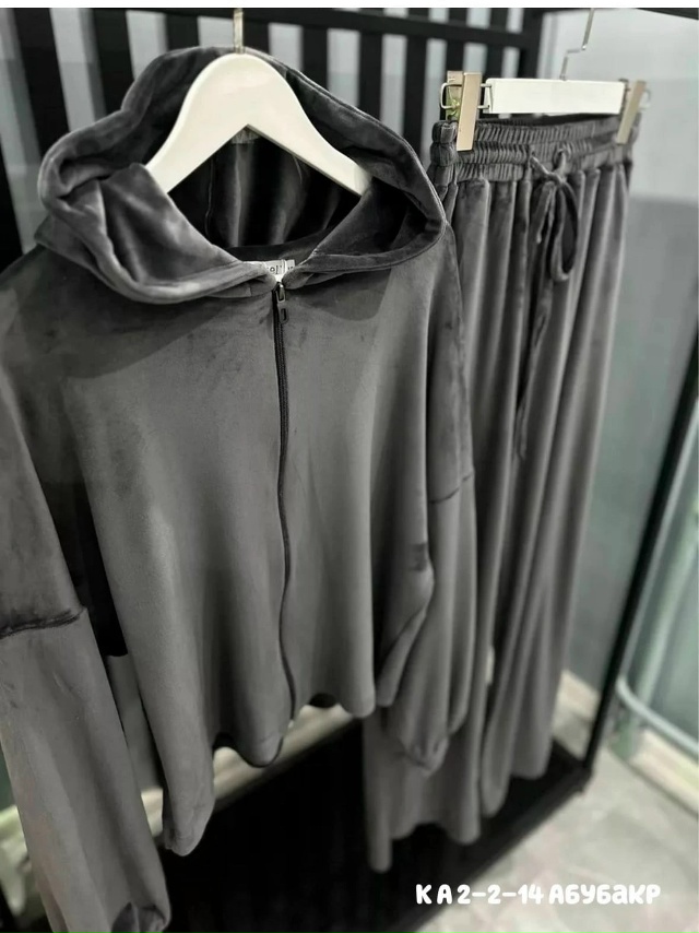 Спортивный костюм 23154340