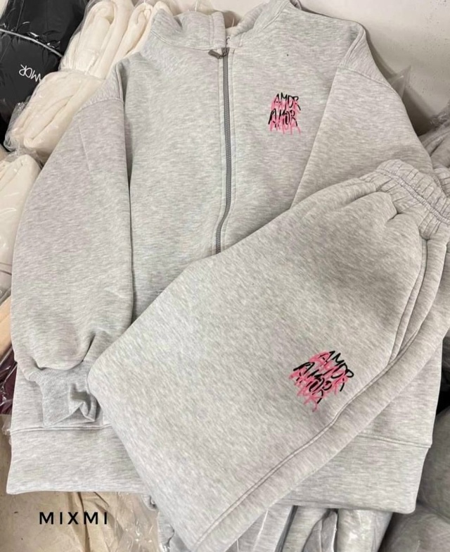 Спортивный костюм 23155134