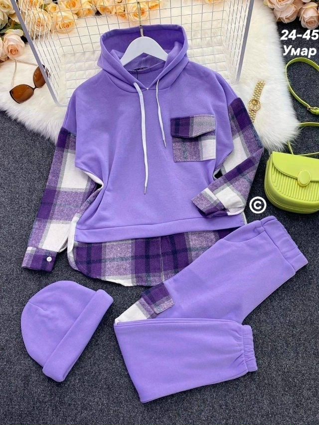 Спортивный костюм 23154793