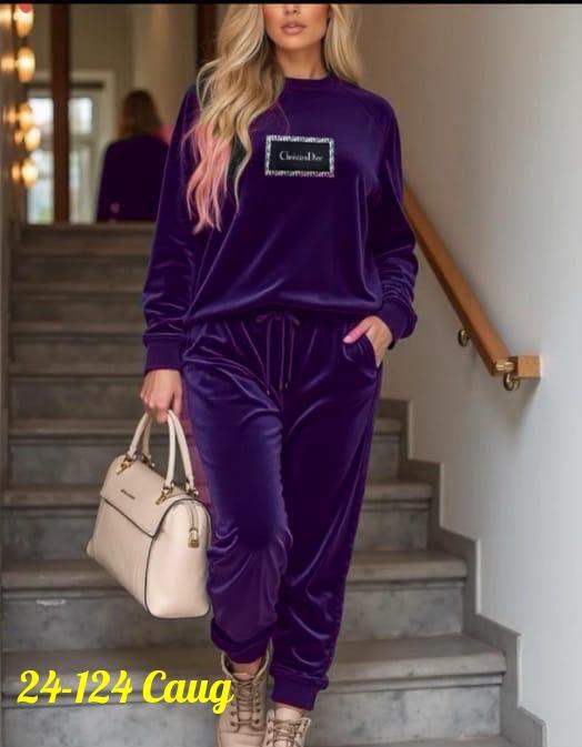 Спортивный костюм 23156476