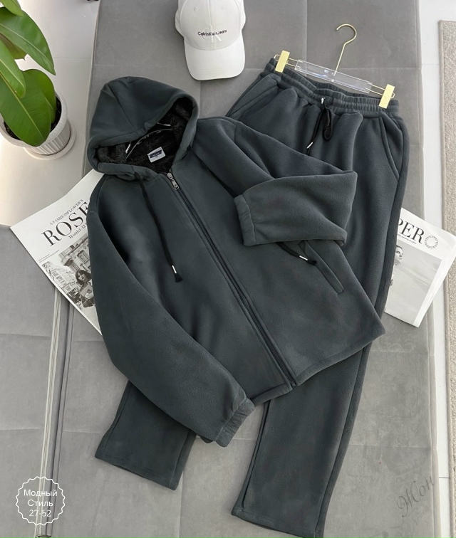 Спортивный костюм 23156132