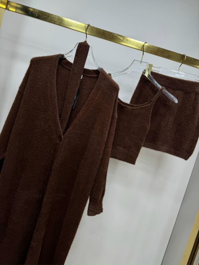 Костюм 23157679