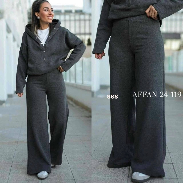 Спортивный костюм 23158625