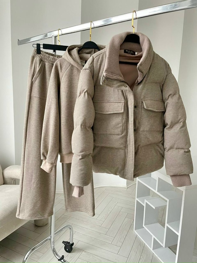 Спортивный костюм 23158617