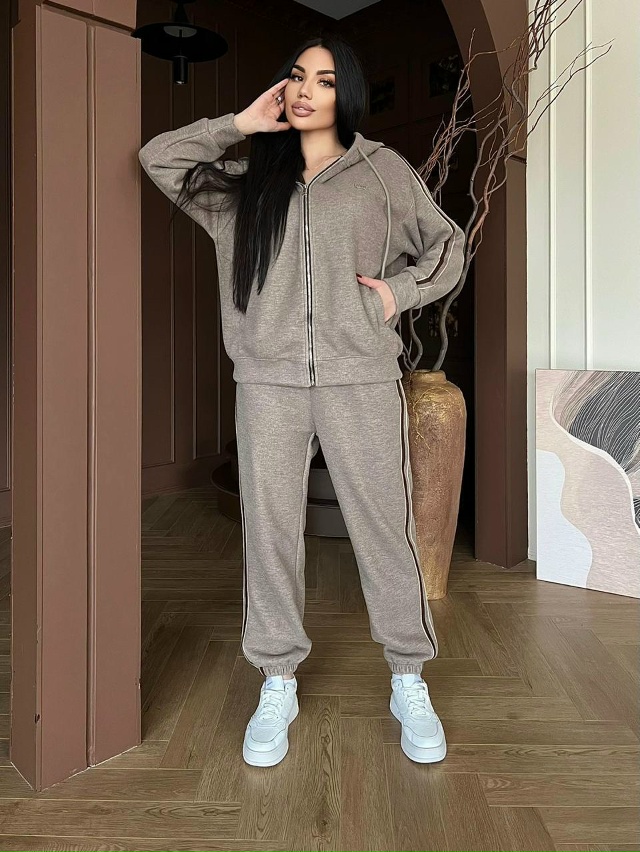 Спортивный костюм 23161085