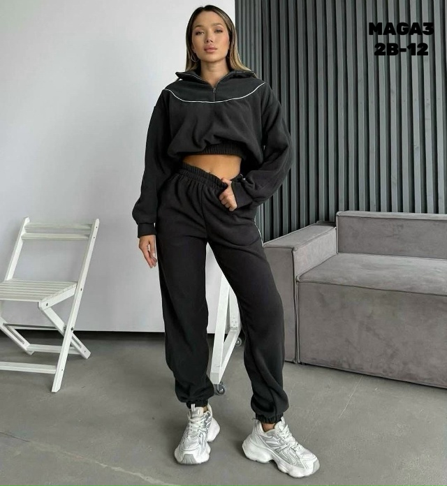 Спортивный костюм 23164512