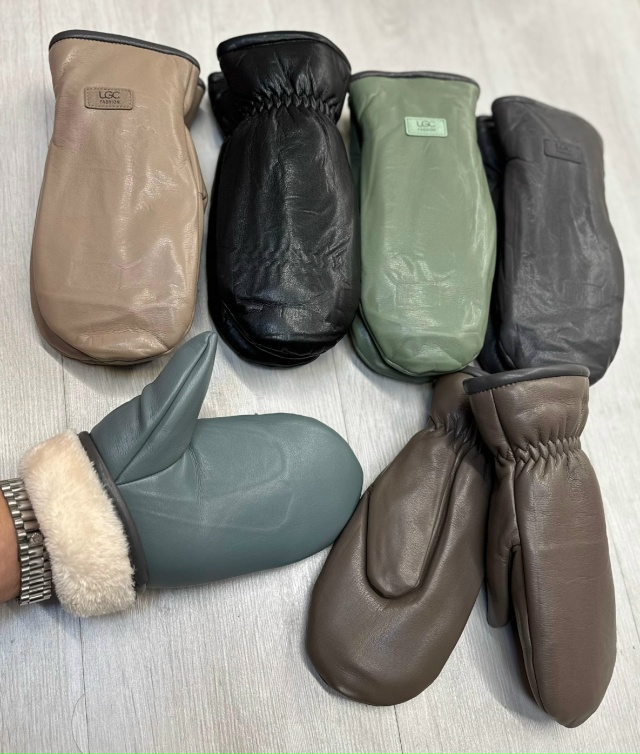 Перчатки 23165371