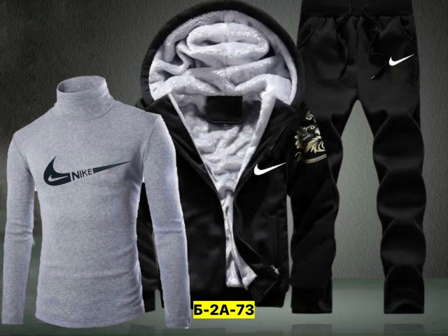 Спортивный костюм 23167367