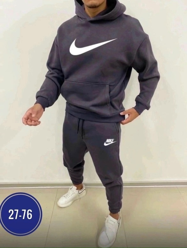 Спортивный костюм 23166856