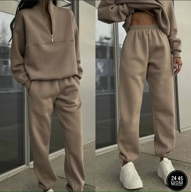 Спортивный костюм 23167656