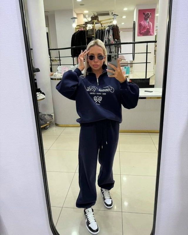 Спортивный костюм 23166936