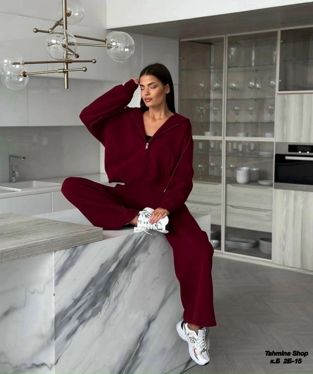 Спортивный костюм 23167902